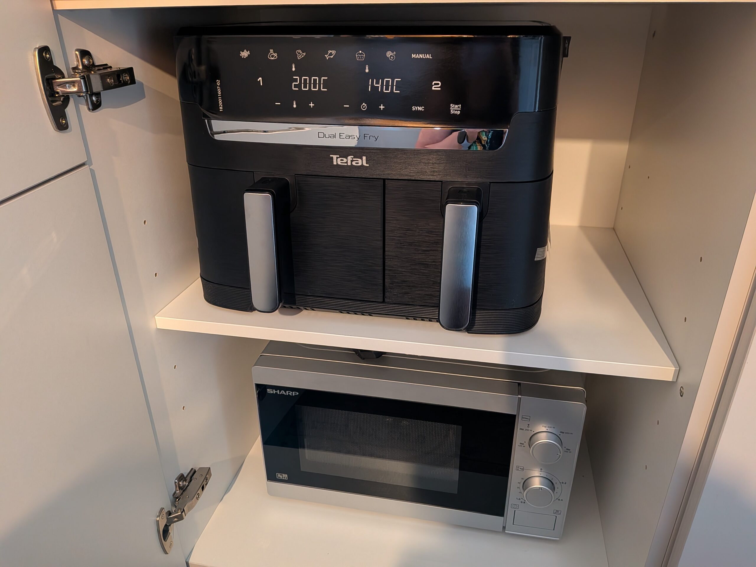 Airfryer und Mikrowelle